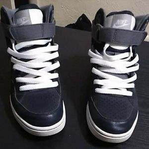 Nike Court Tranxition